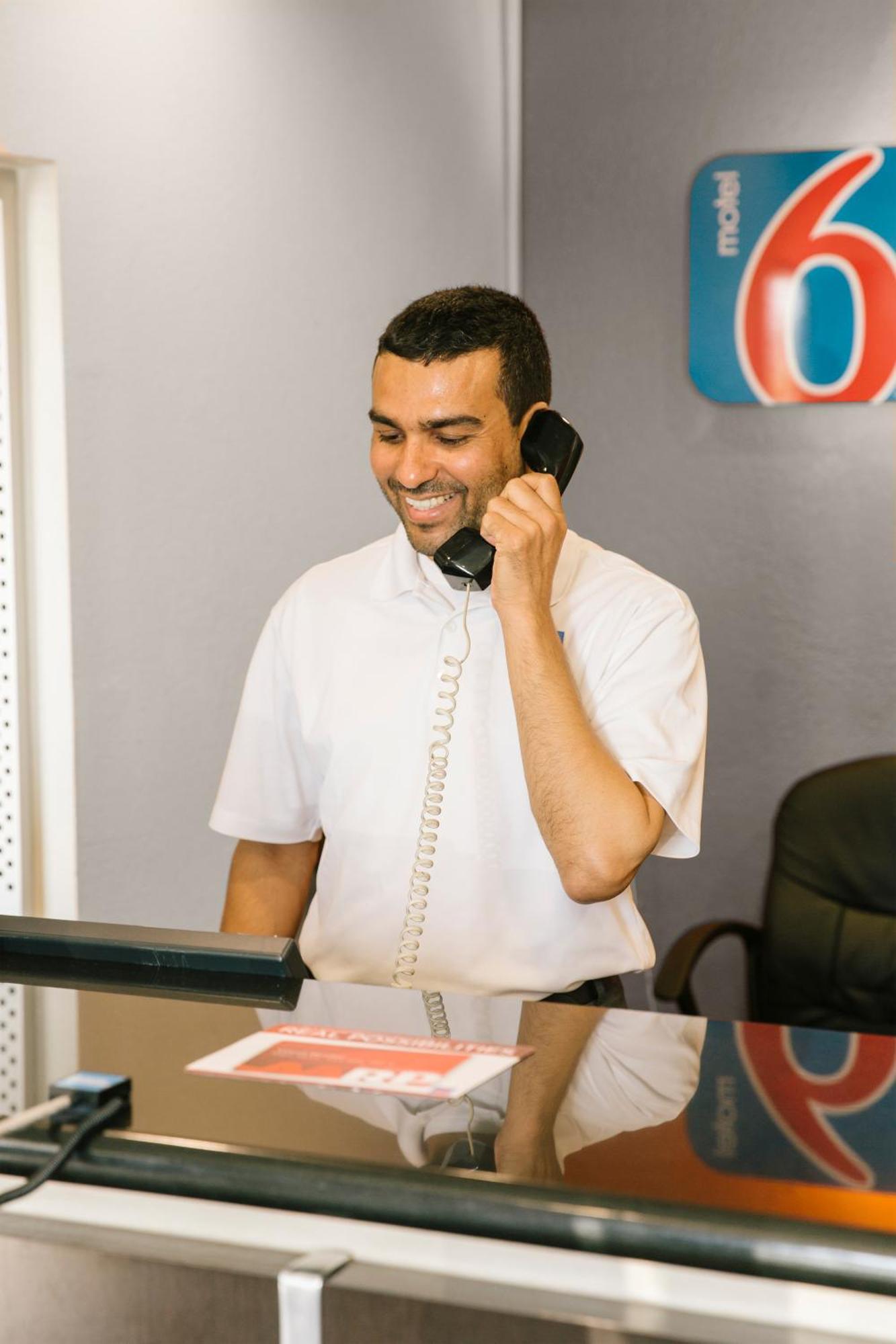 Motel 6 Ada Ok エクステリア 写真